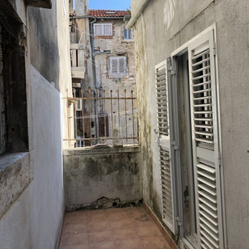 Stan: Zadar-Poluotok, 118 m2 – Idealno za hostel !!